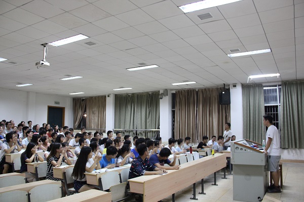 923.jpg